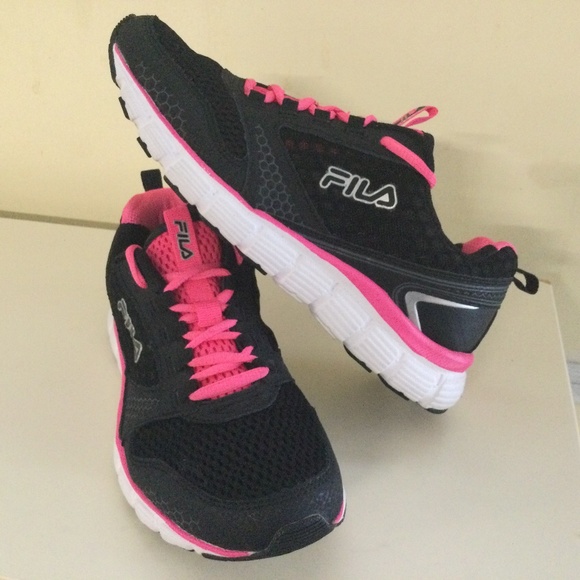 Fila Shoes - FILA WOMEN’S PiNK in Great Condition